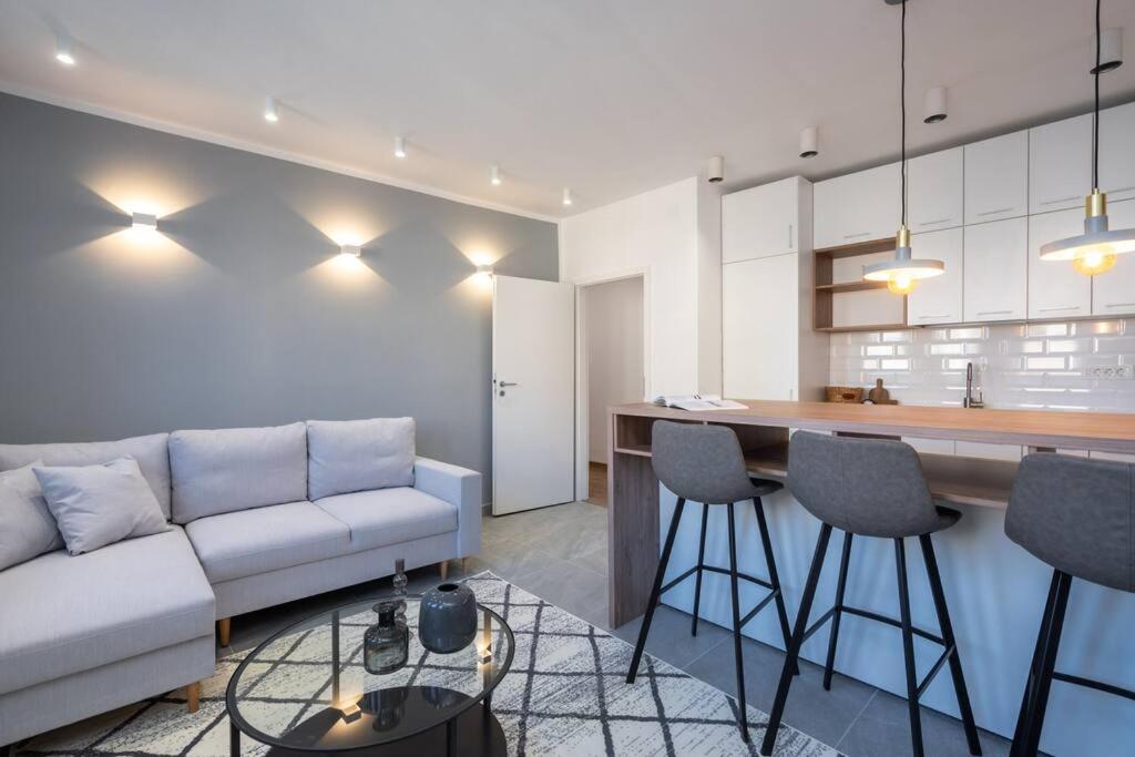 Stylish Apartament Magheru Bucharest Exterior photo